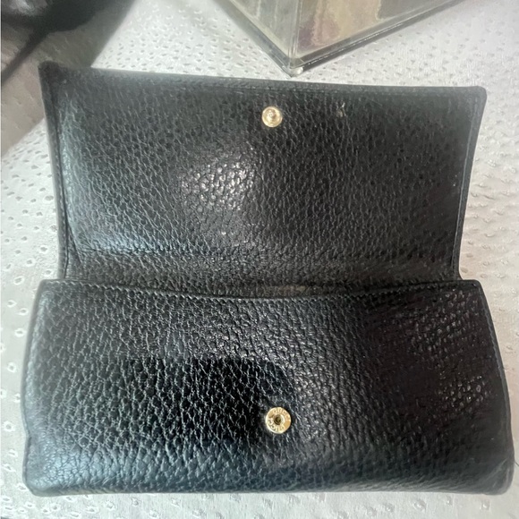 Gucci Black and Gold Leather Horse-bit Wallet - Picture 5 of 13